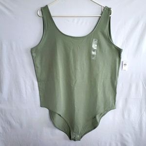 GAP Sleeveless Scoopneck Bodysuit - Sage Green - XXL
